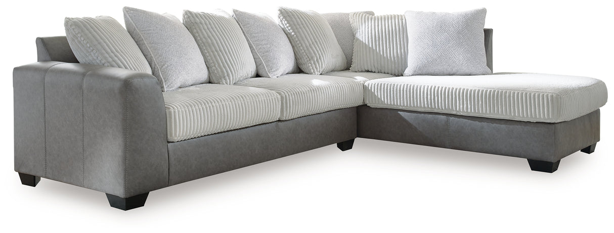 Clairette Court Sectional