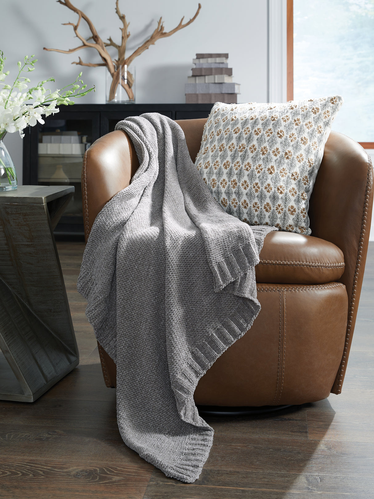 Mega Furniture - Ashley Furniture - Anawood Throw (Set of 3) - Throw (3/CS) / Gray - A1001097