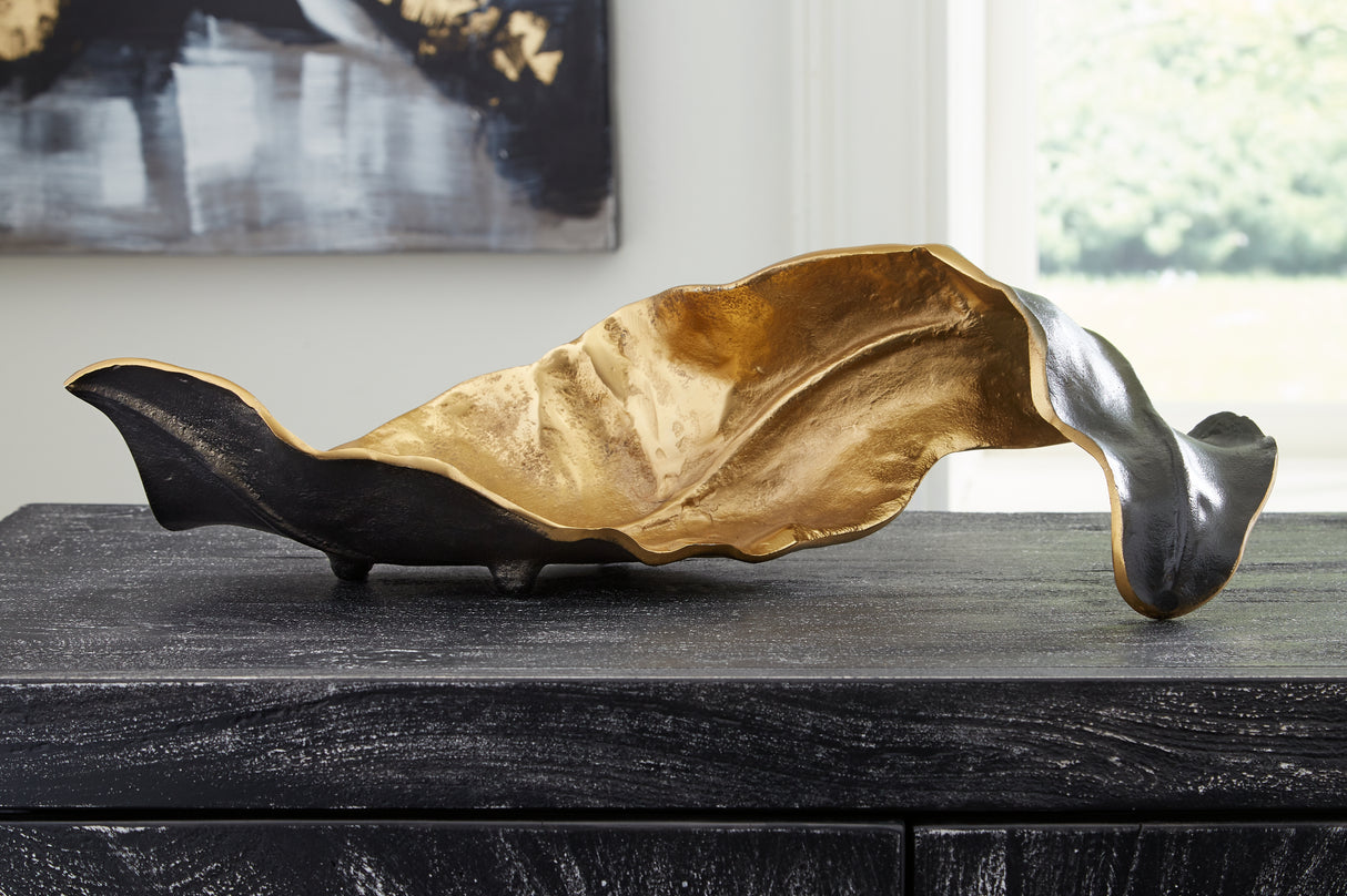 Mega Furniture - Ashley Furniture - Melinda Sculpture - Sculpture / Black/Gold Finish - A2000416