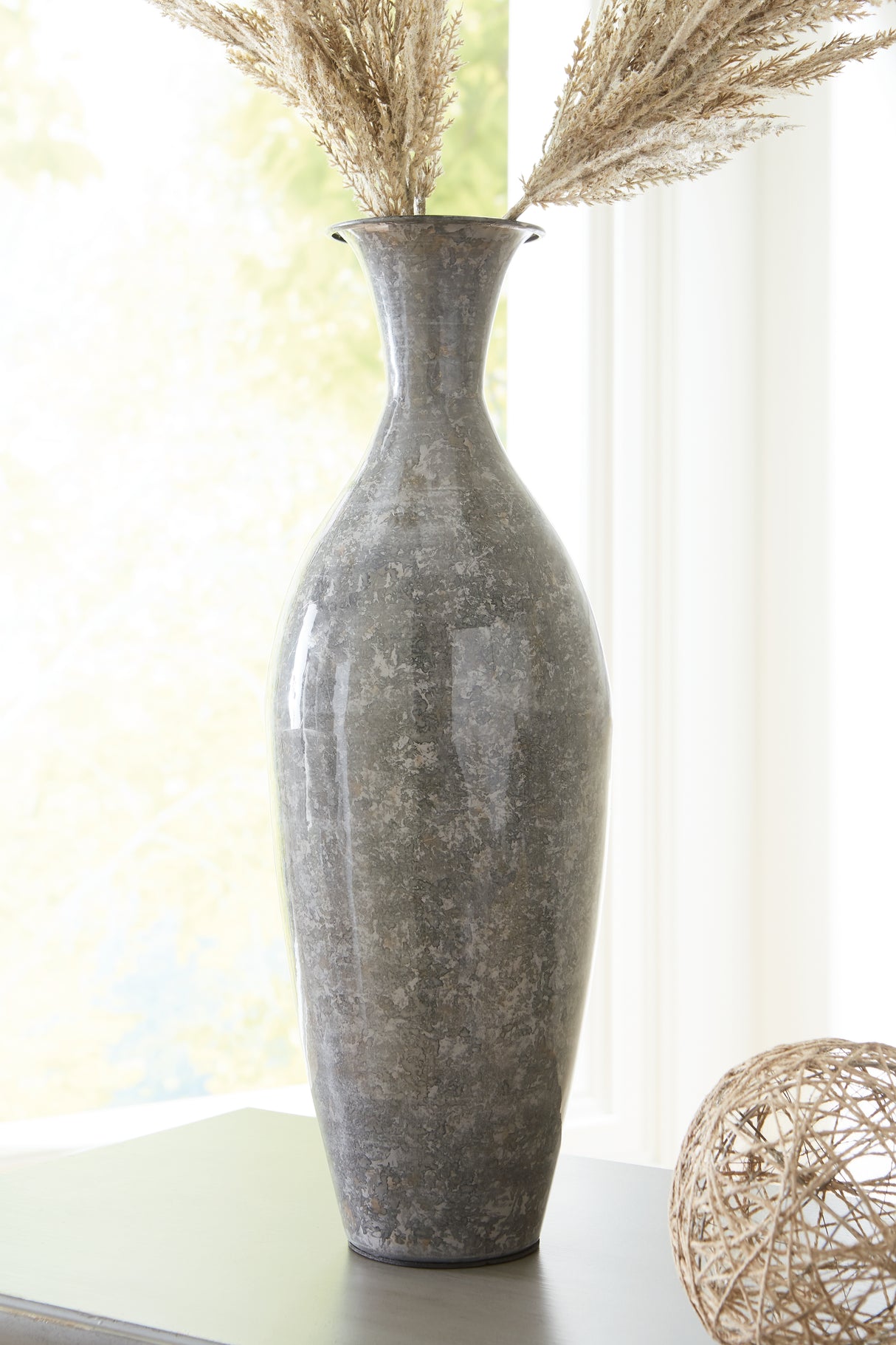 Mega Furniture - Ashley Furniture - Brockwich Vase - Vase / Antique Gray - A2000589