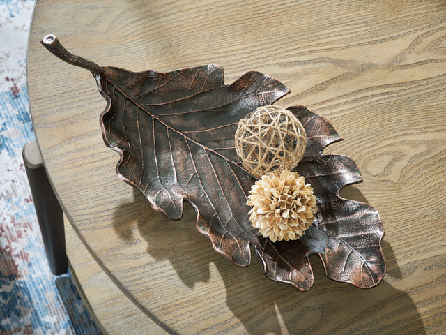 Mega Furniture - Ashley Furniture - Avermund Sculpture - Sculpture / Antique Copper Finish - A2000819