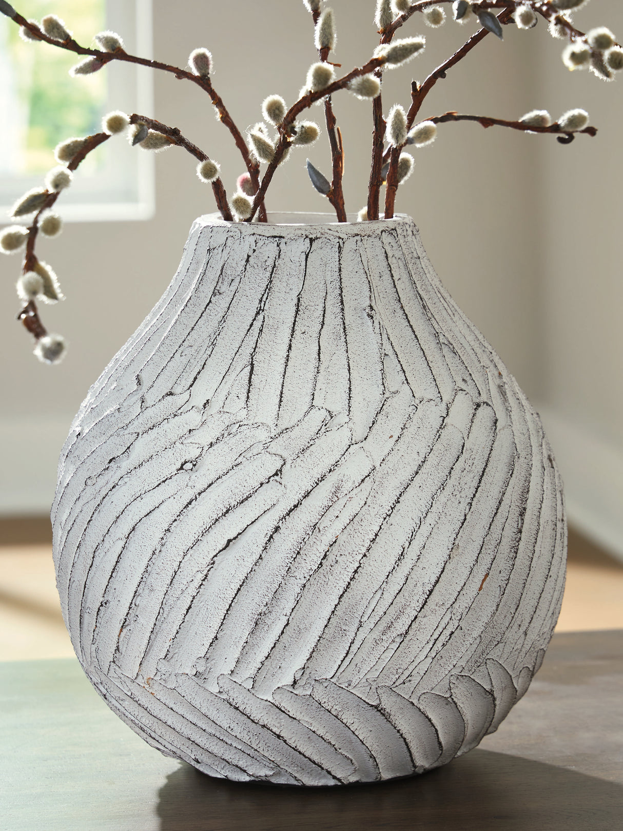 Mega Furniture - Ashley Furniture - Shelvie Vase - Vase / Distressed White - A2000848