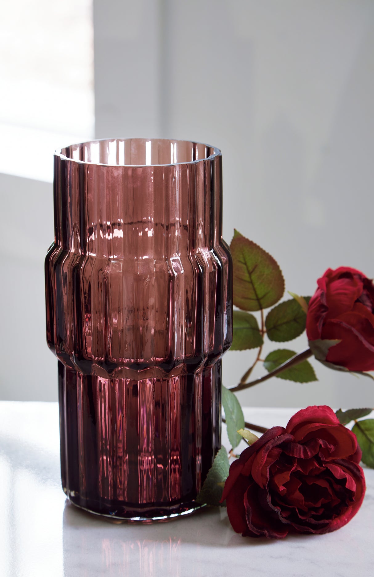 Mega Furniture - Ashley Furniture - Dorlow Vase - Vase / Mauve - A2900024V