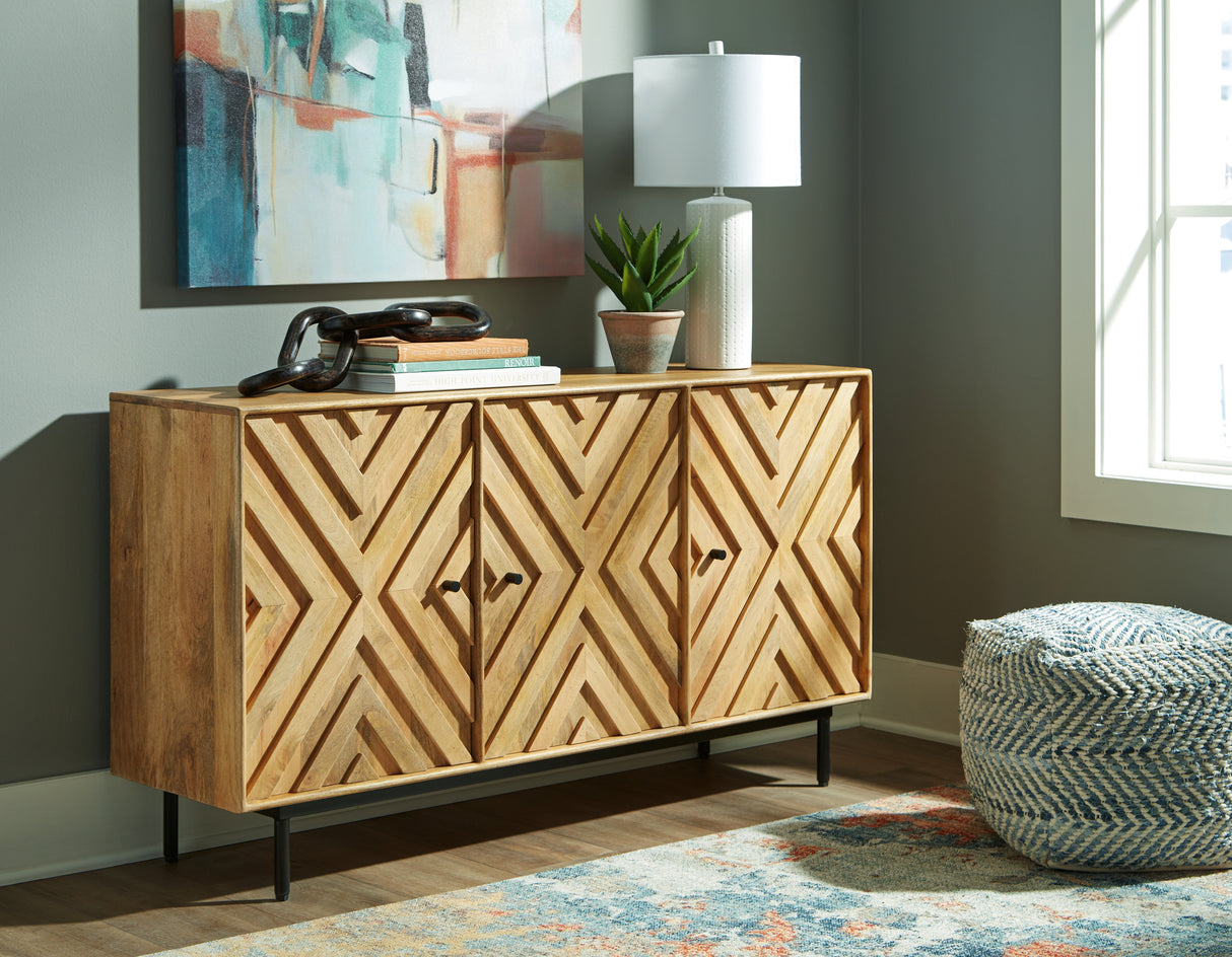 Mega Furniture - Ashley Furniture - Cadewick Accent Cabinet - Accent Cabinet / Natural - A4000570