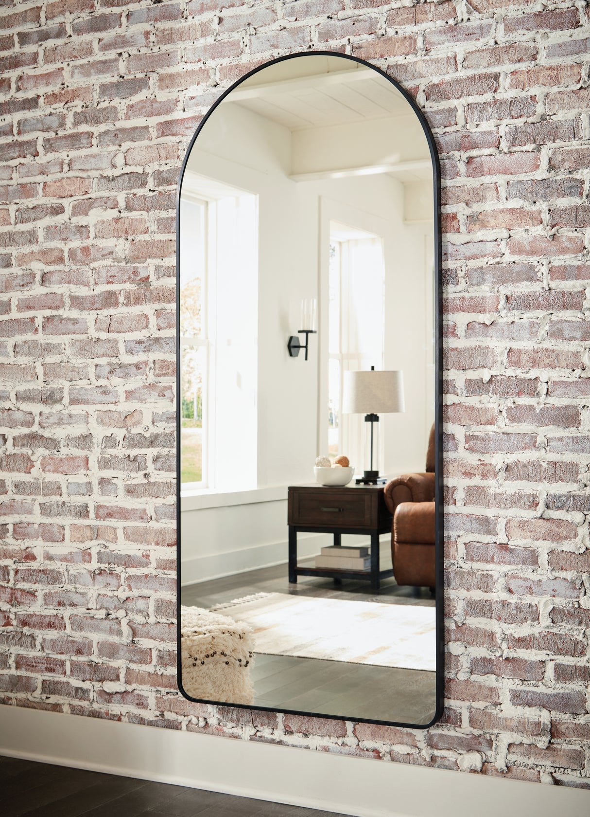 Mega Furniture - Ashley Furniture - Sethall Mirror - Floor Mirror / Black - A8010307