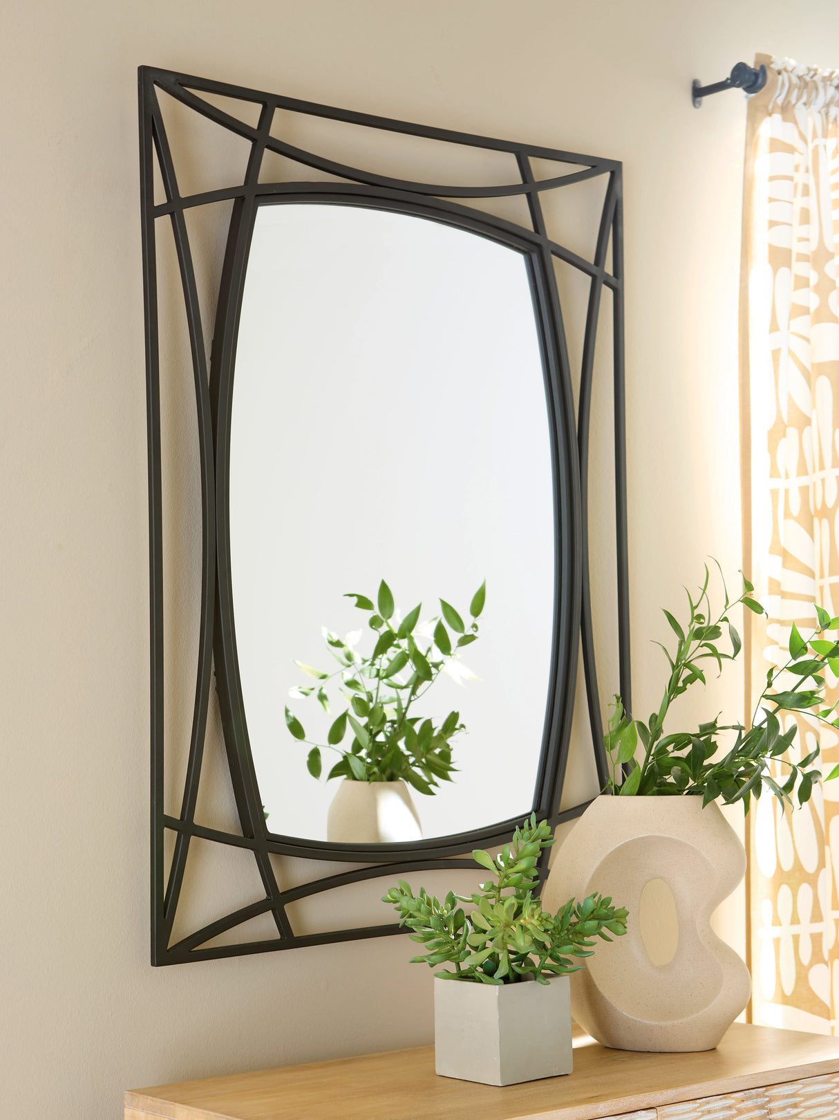 Mega Furniture - Ashley Furniture - Freenville Mirror - Accent Mirror / Black - A8010408