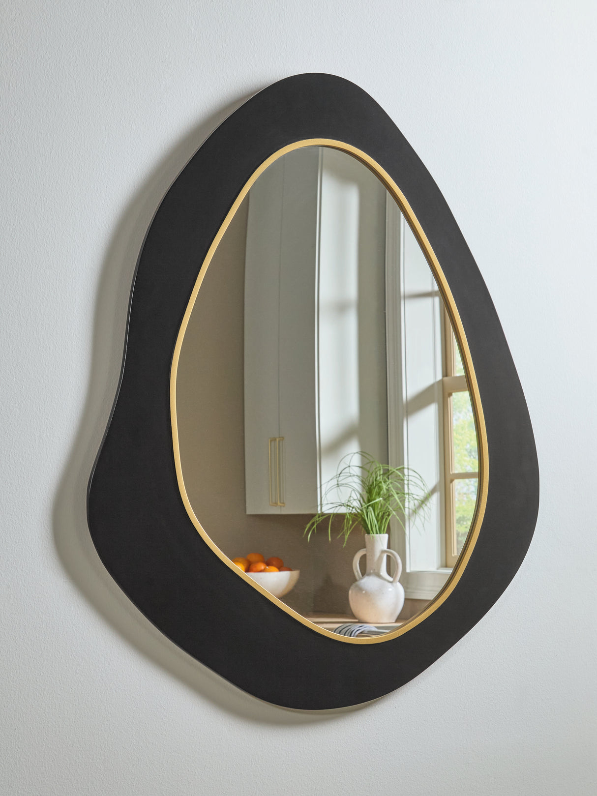 Mega Furniture - Ashley Furniture - Kierlock Mirror - Accent Mirror / Black/Gold Finish - A8010414
