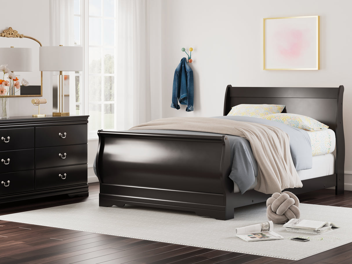 Mega Furniture - Ashley Furniture - Huey Vineyard Bedroom - Full Sleigh Bed / Black - B128B9