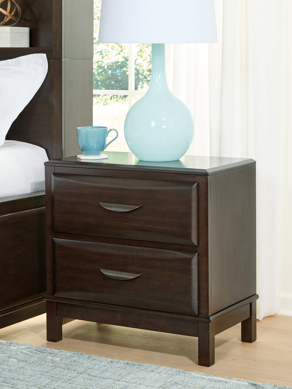 Mega Furniture - Ashley Furniture - Vanmore Bedroom - Five Drawer Chest / Dark Brown - B479-46