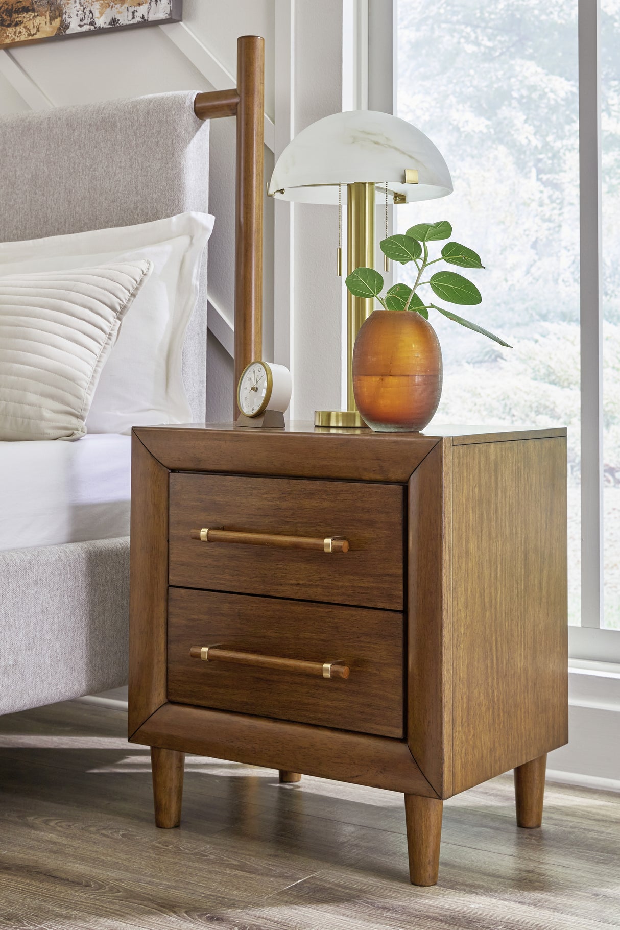 Mega Furniture - Ashley Furniture - Lyncott Bedroom - Two Drawer Night Stand / Brown - B615-92