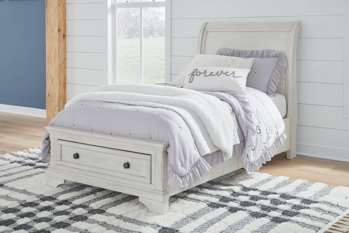 Mega Furniture - Ashley Furniture - Robbinsdale Bedroom - Twin Sleigh Storage Bed / Antique White - B742B12