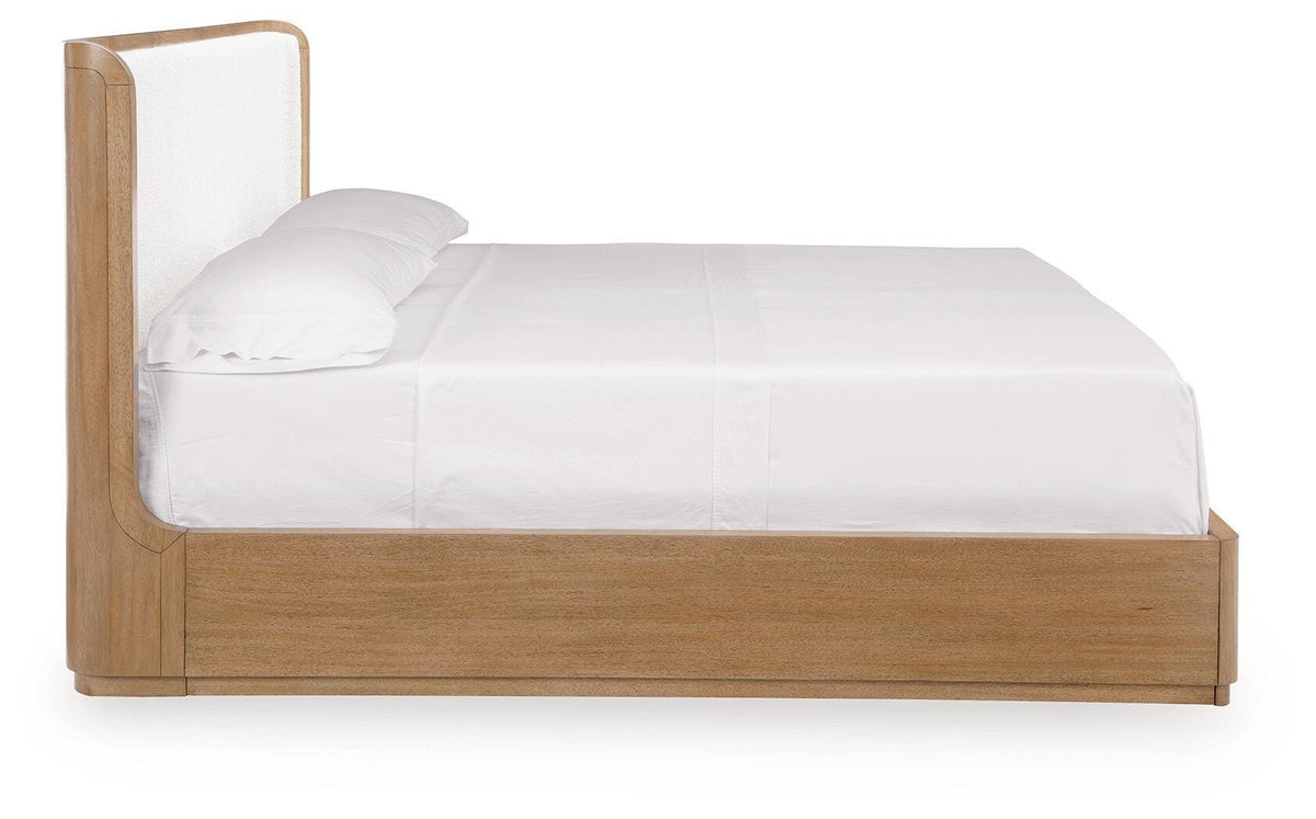 Pamaria Bedroom