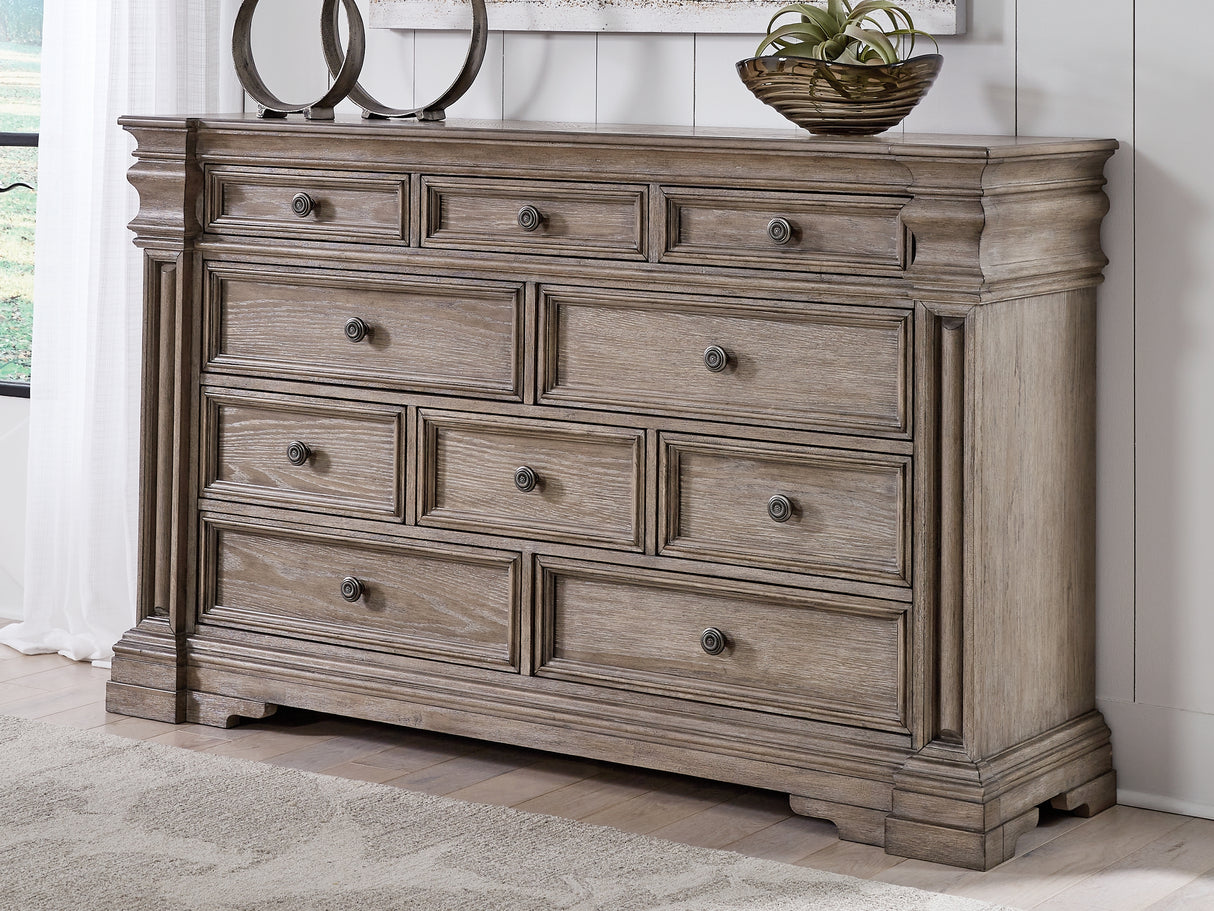 Mega Furniture - Ashley Furniture - Blairhurst Bedroom - Dresser / Light Grayish Brown - B916-31