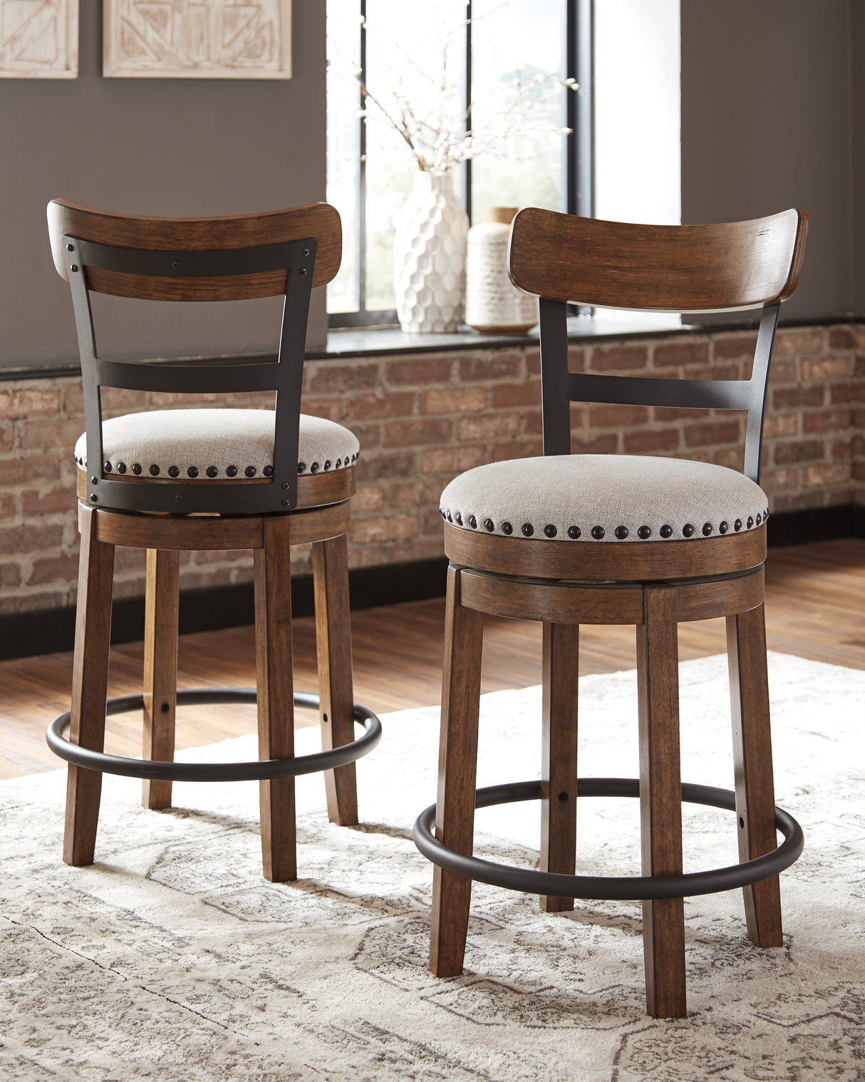Mega Furniture - Ashley Furniture - Valebeck Dining Room - UPH Swivel Stool (1/CN) / Black - D546-824