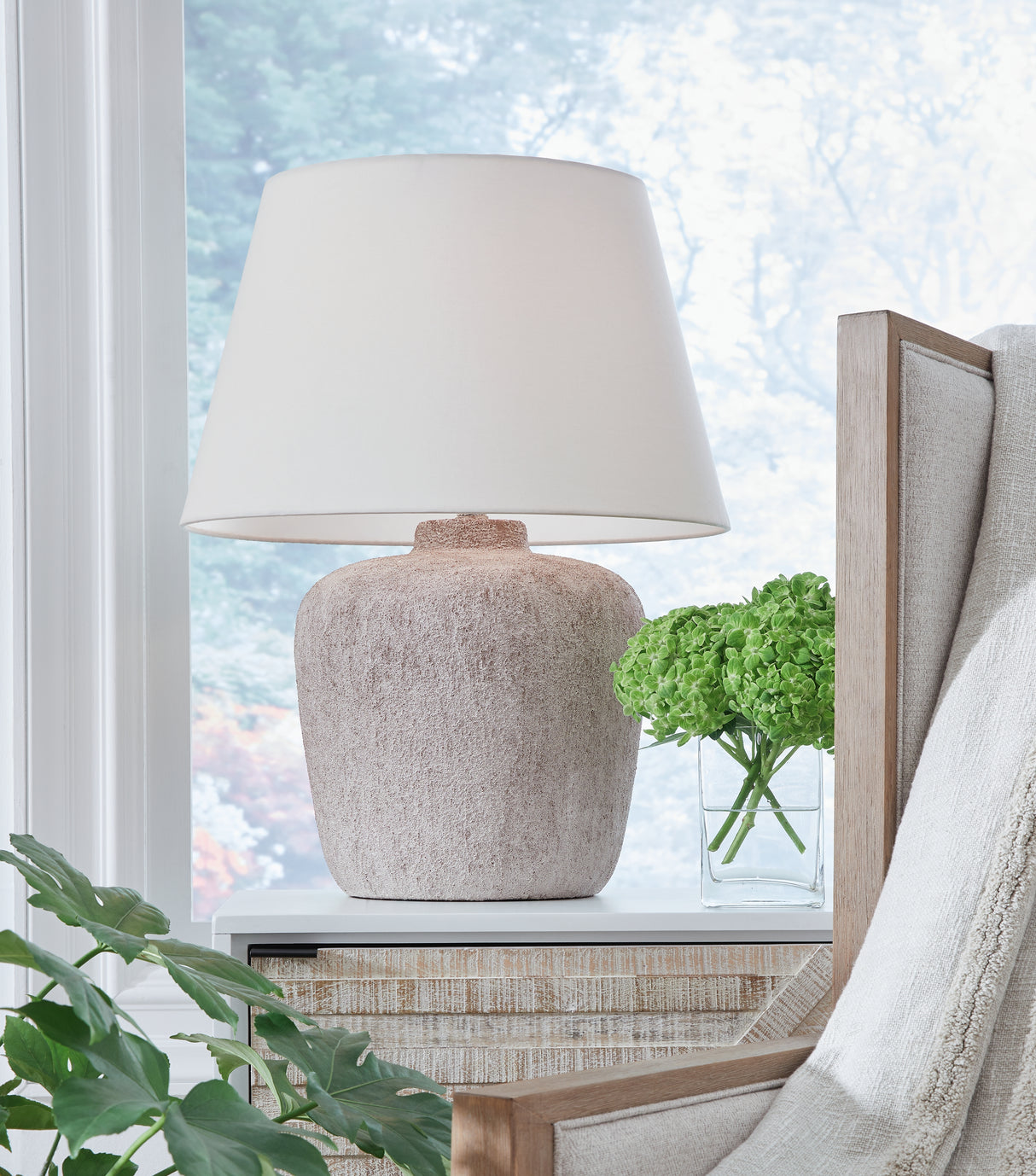 Mega Furniture - Ashley Furniture - Danry Lighting - Table Lamp (Set of 2) / Distressed Cream - L207454X2