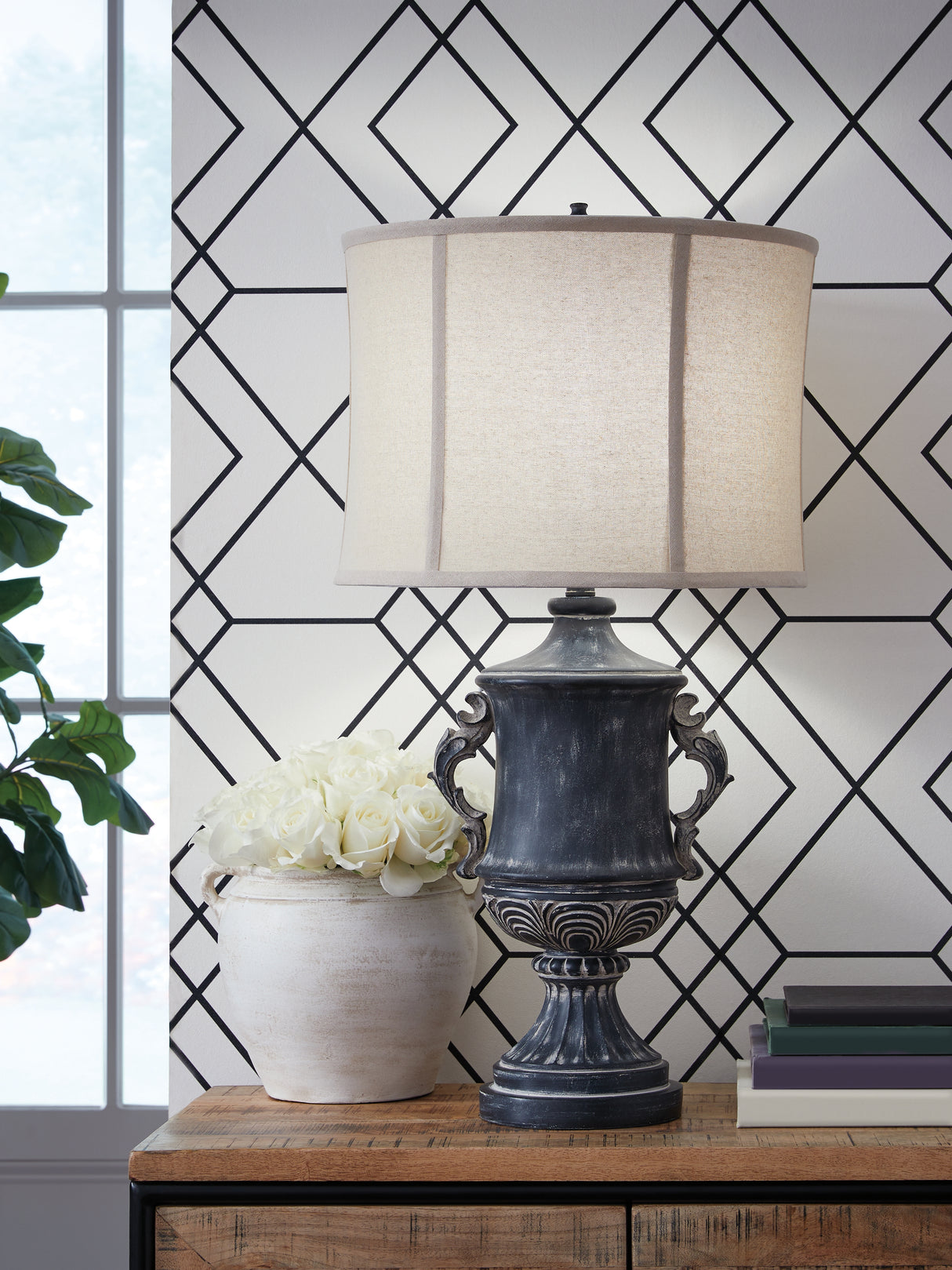 Mega Furniture - Ashley Furniture - Morvanford Lighting - Poly Table Lamp (1/CN) / Antique Black - L235834