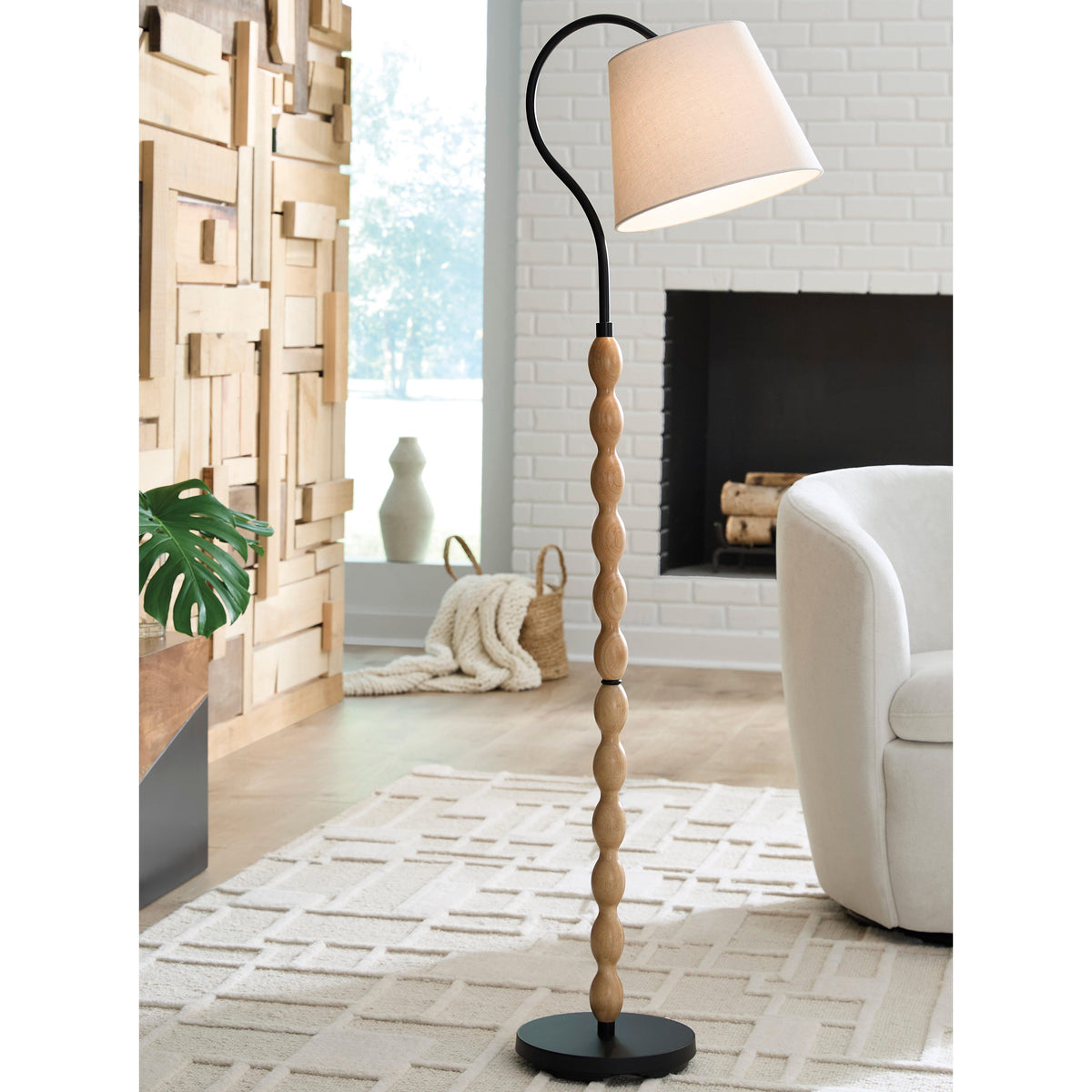 Mega Furniture - Ashley Furniture - Corinwell Lighting - Wood Floor Lamp (1/CN) - L329131