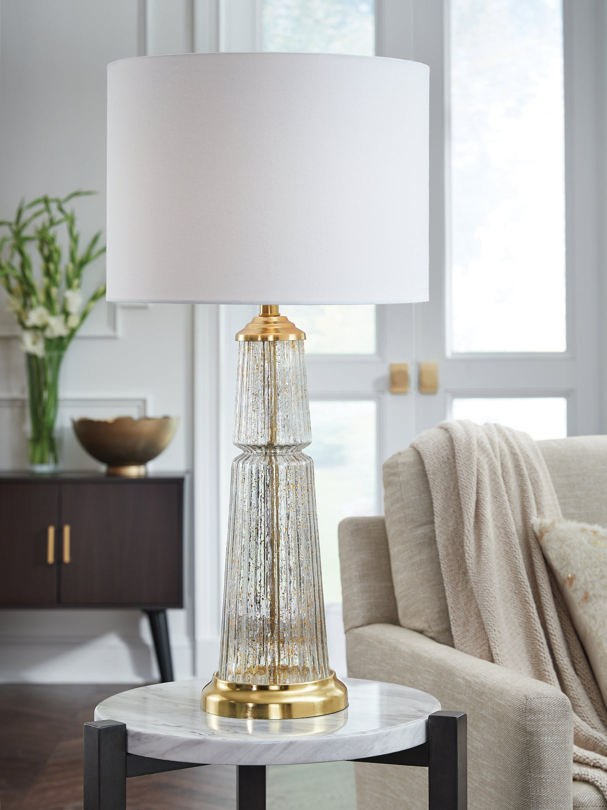 Mega Furniture - Ashley Furniture - Bakersboro Lighting - Glass Table Lamp (1/CN) / Clear/Gold Finish - L430884