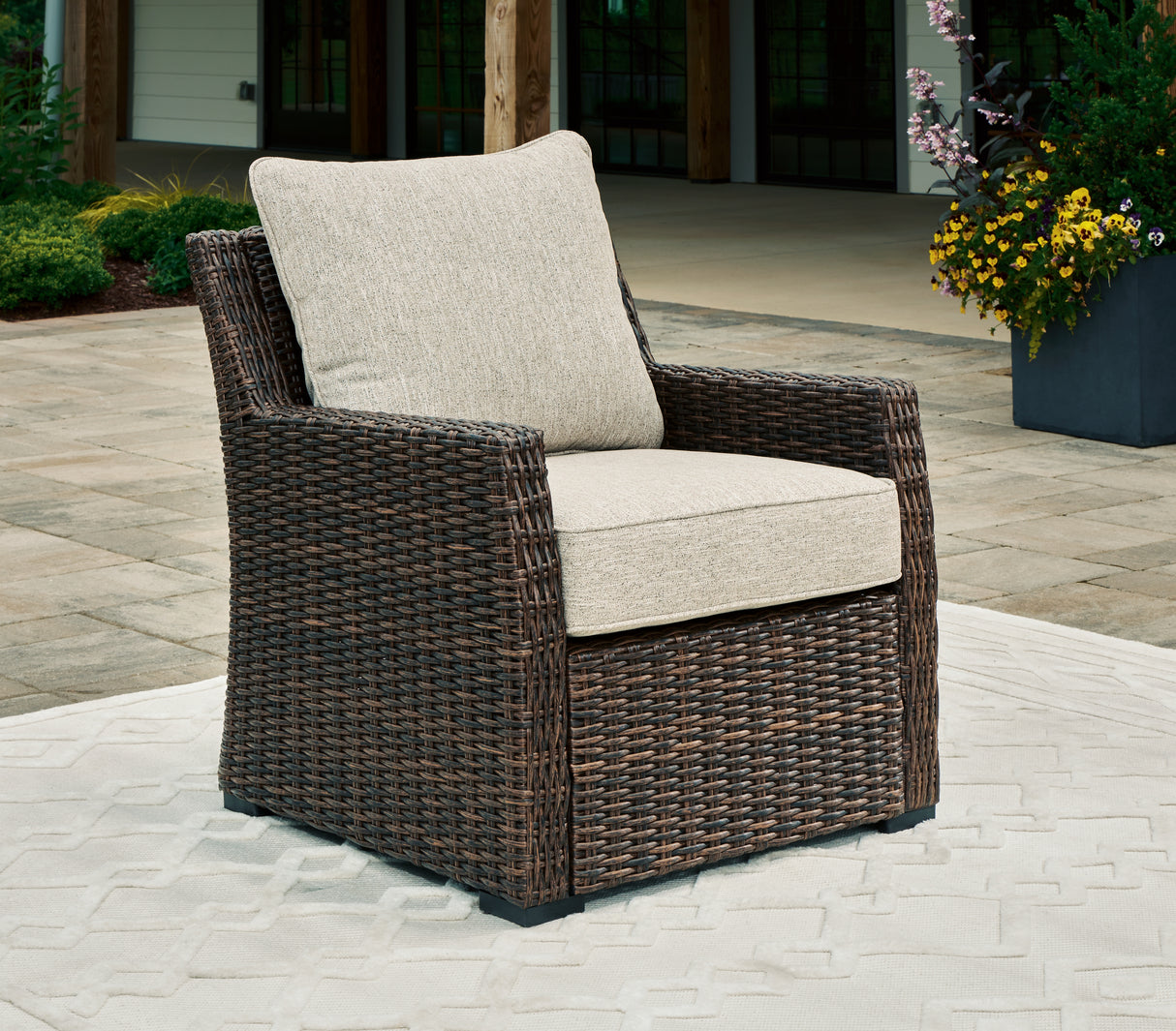 Mega Furniture - Ashley Furniture - Brook Ranch Outdoor - Lounge Chair w/Cushion (1/CN) / Brown - P465-820