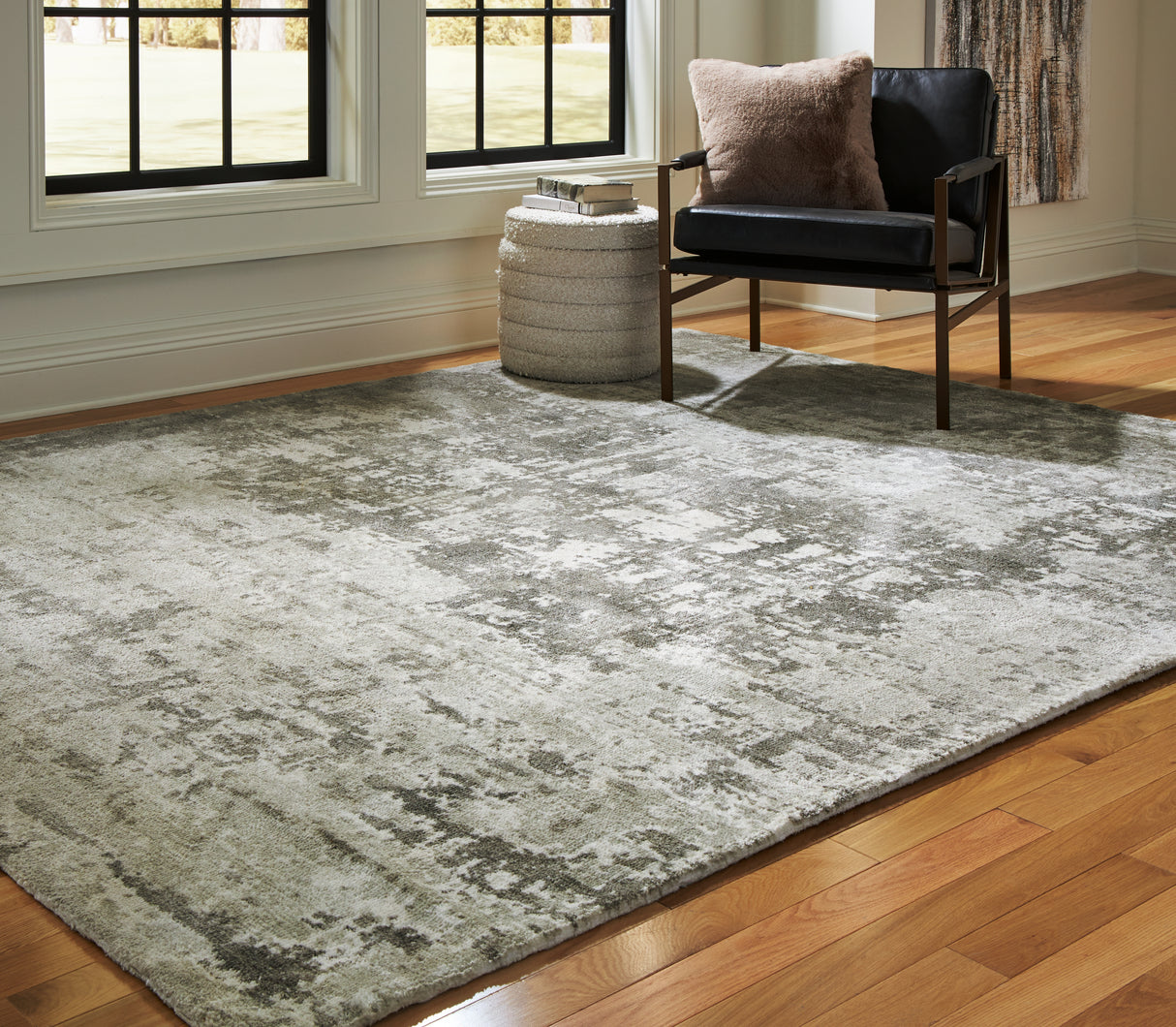 Mega Furniture - Ashley Furniture - Valmontic Rug - 8' x 10' Rug / Gray - R406921
