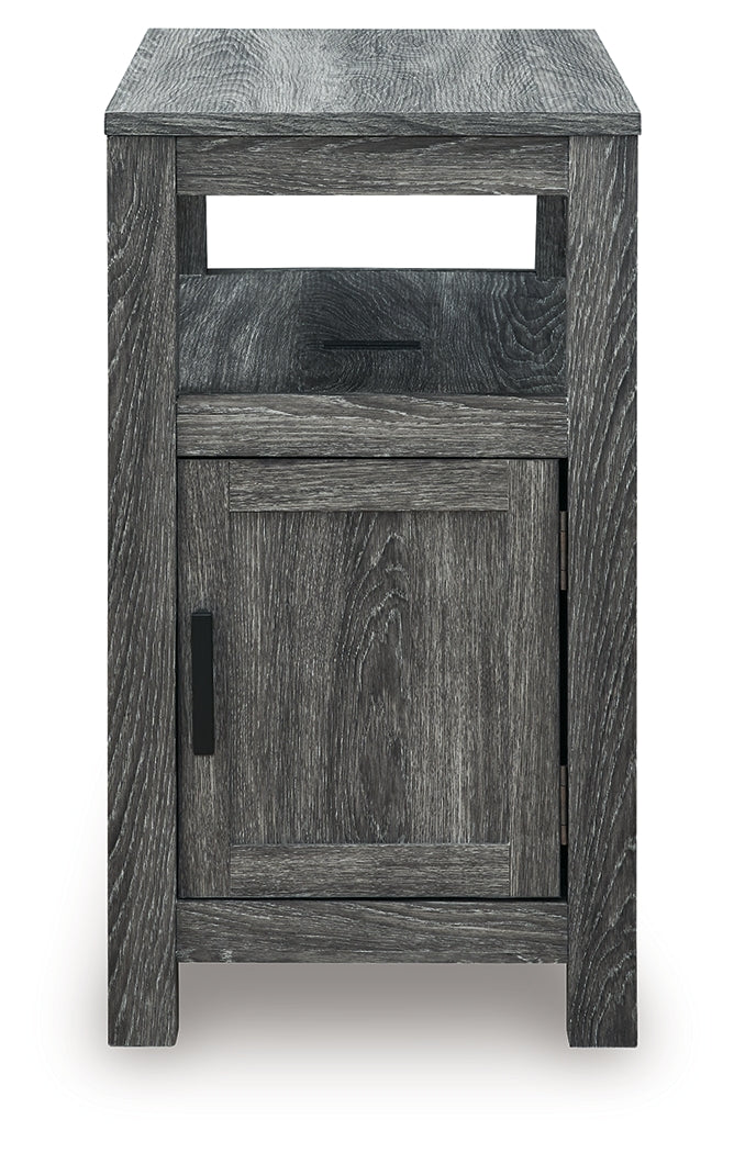 Fendenmore Chairside End Table