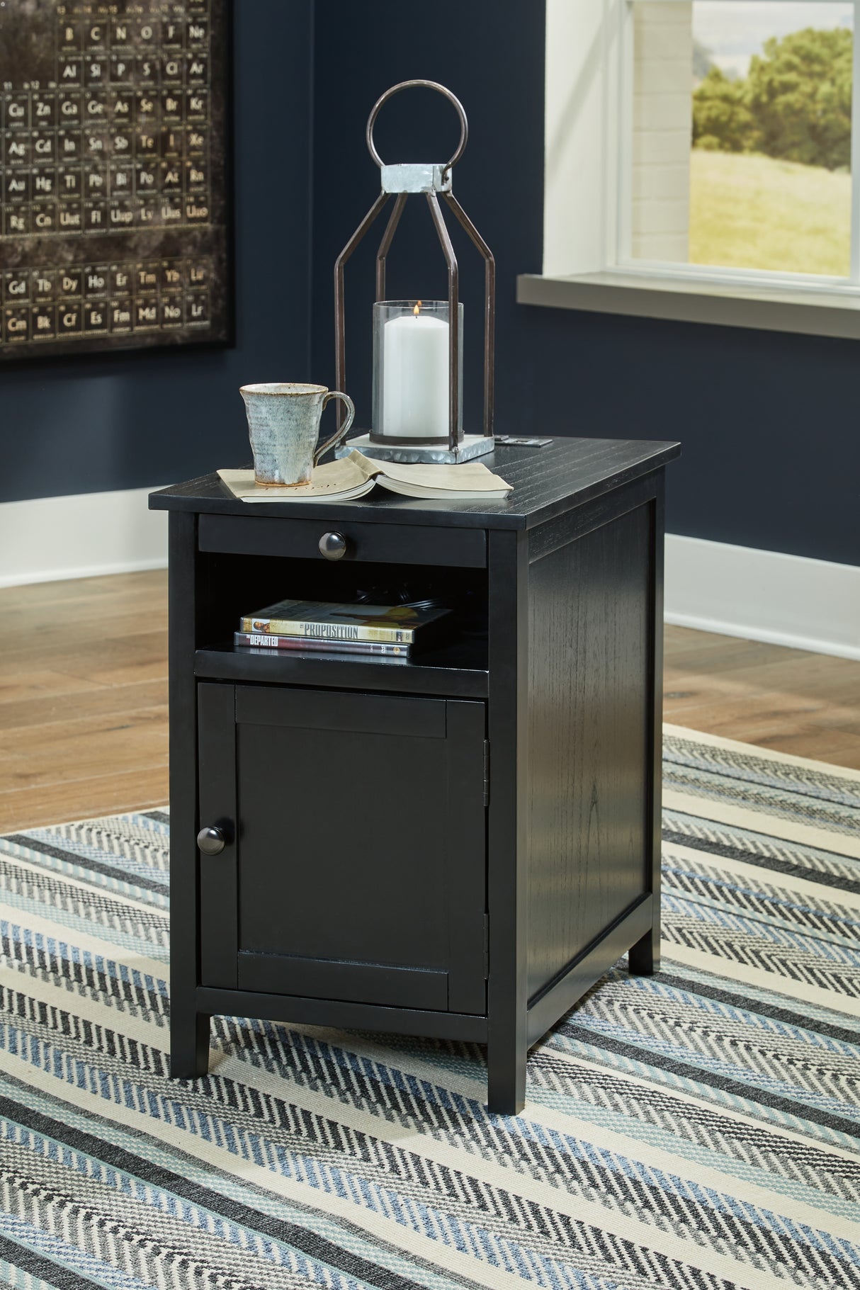 Mega Furniture - Ashley Furniture - Treytown Chairside End Table - Chair Side End Table / Black - T300-617