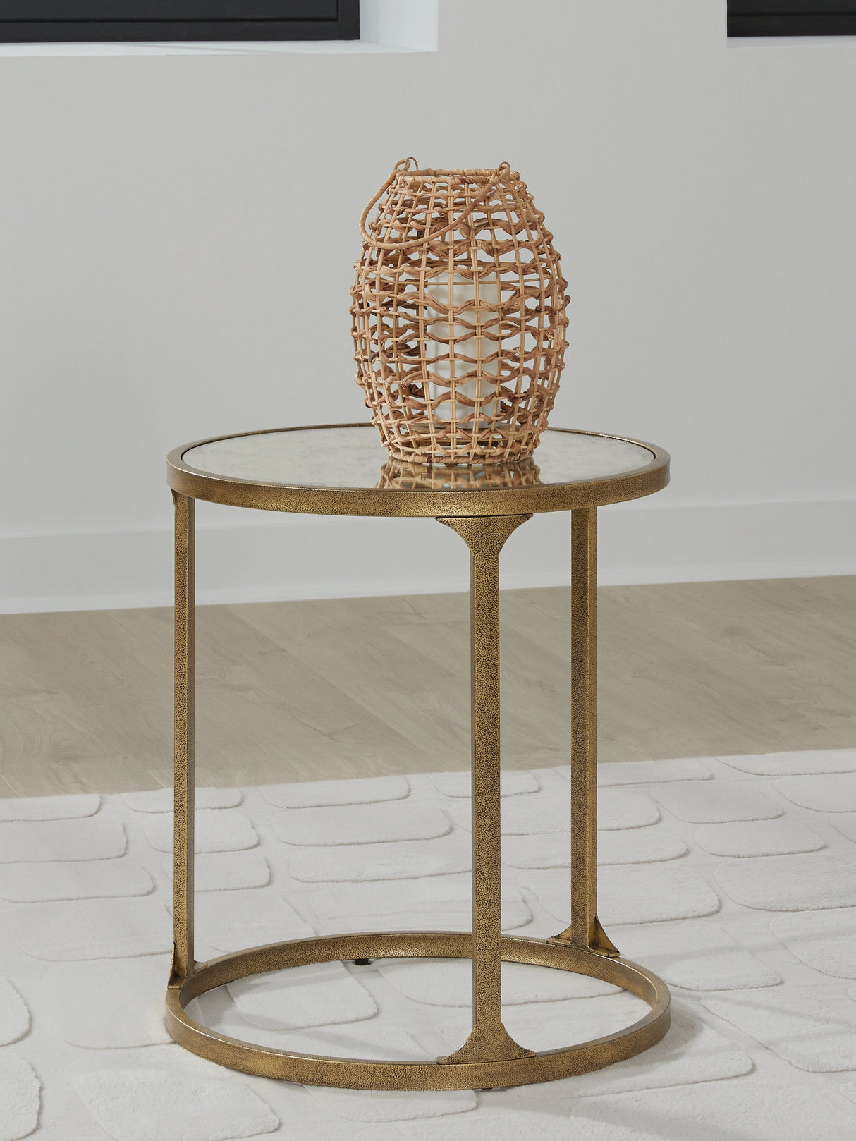 Mega Furniture - Ashley Furniture - Korajane End Table - Round End Table / Antique Gold - T399-6