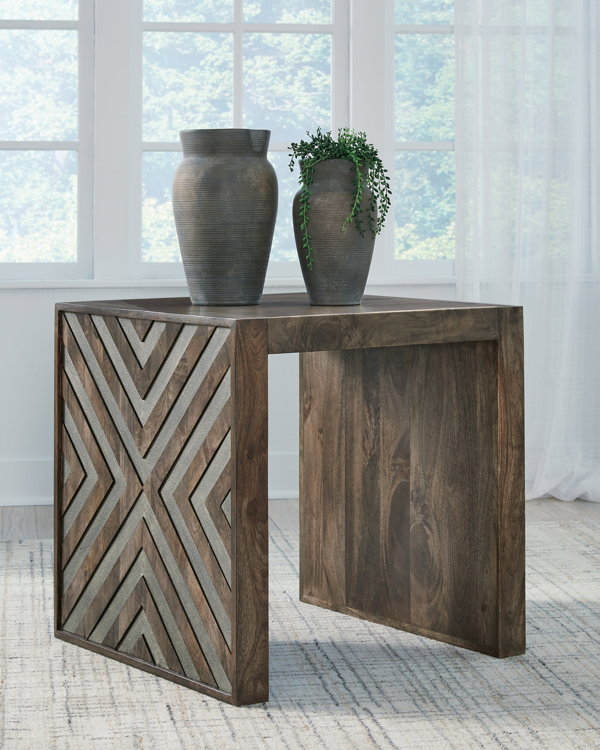 Mega Furniture - Ashley Furniture - Dreggan End Table - Square End Table / Brown - T567-2