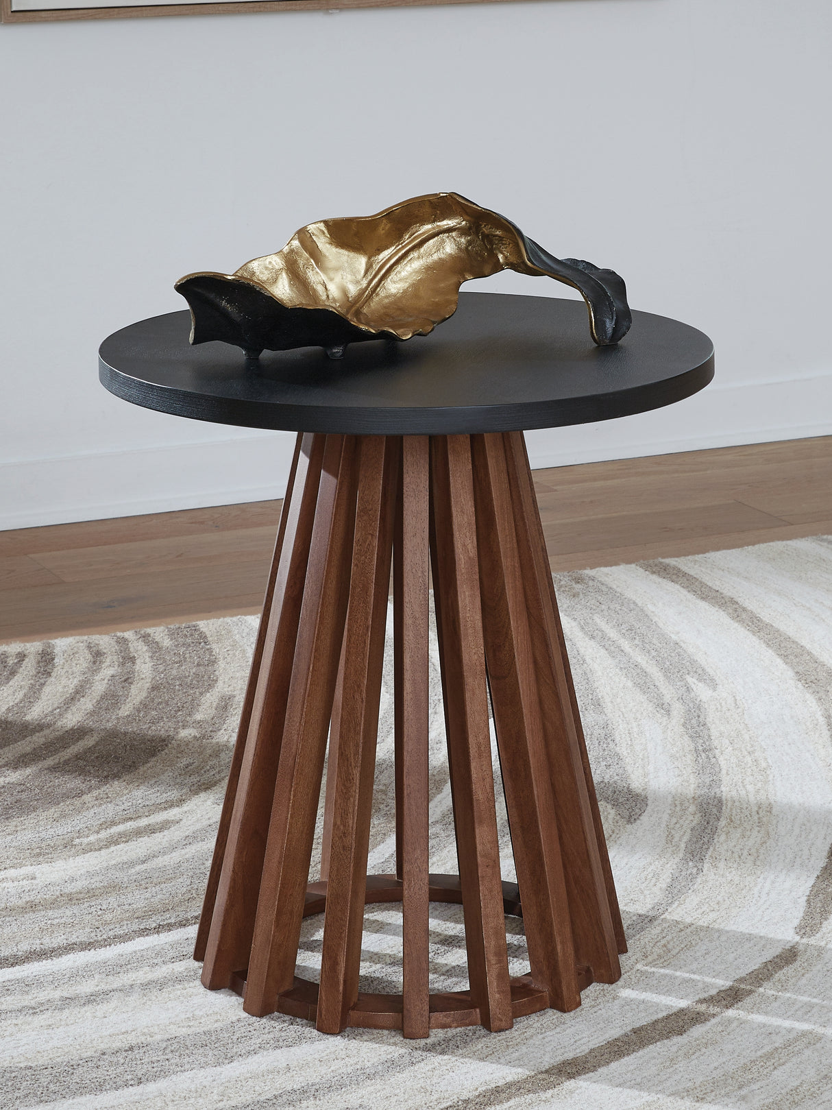 Mega Furniture - Ashley Furniture - Kallari End Table - Round End Table / Warm Brown/Black - T737-6