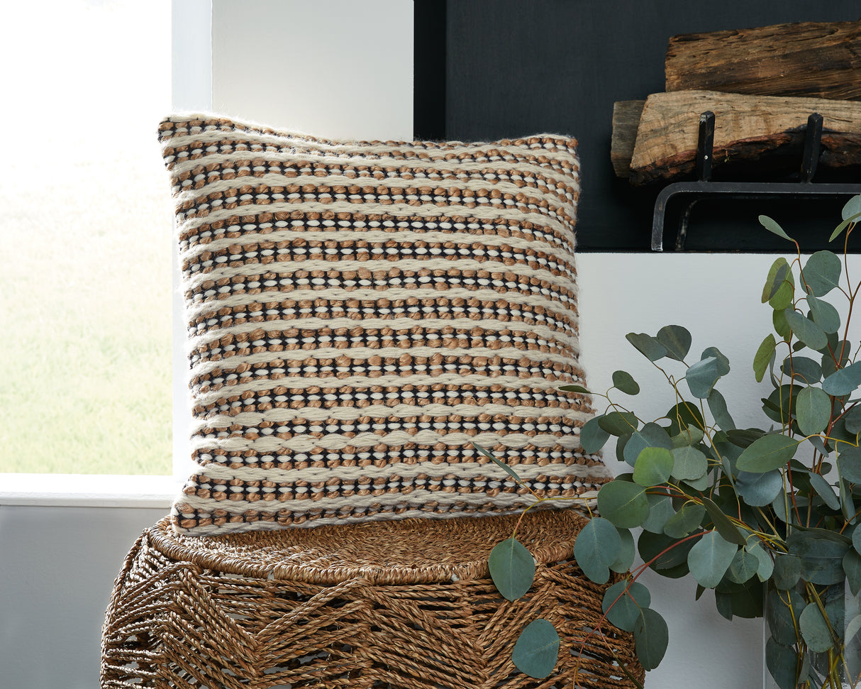 Mega Furniture - Ashley Furniture - Nealington Pillows - Pillow (4/CS) / Brown/Black/White - A1000929