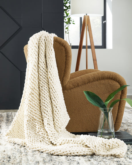 Mega Furniture - Ashley Furniture - Chaddon Throw (Set of 3) - Throw (3/CS) / Ivory - A1001060