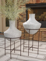 Estonbank Vase