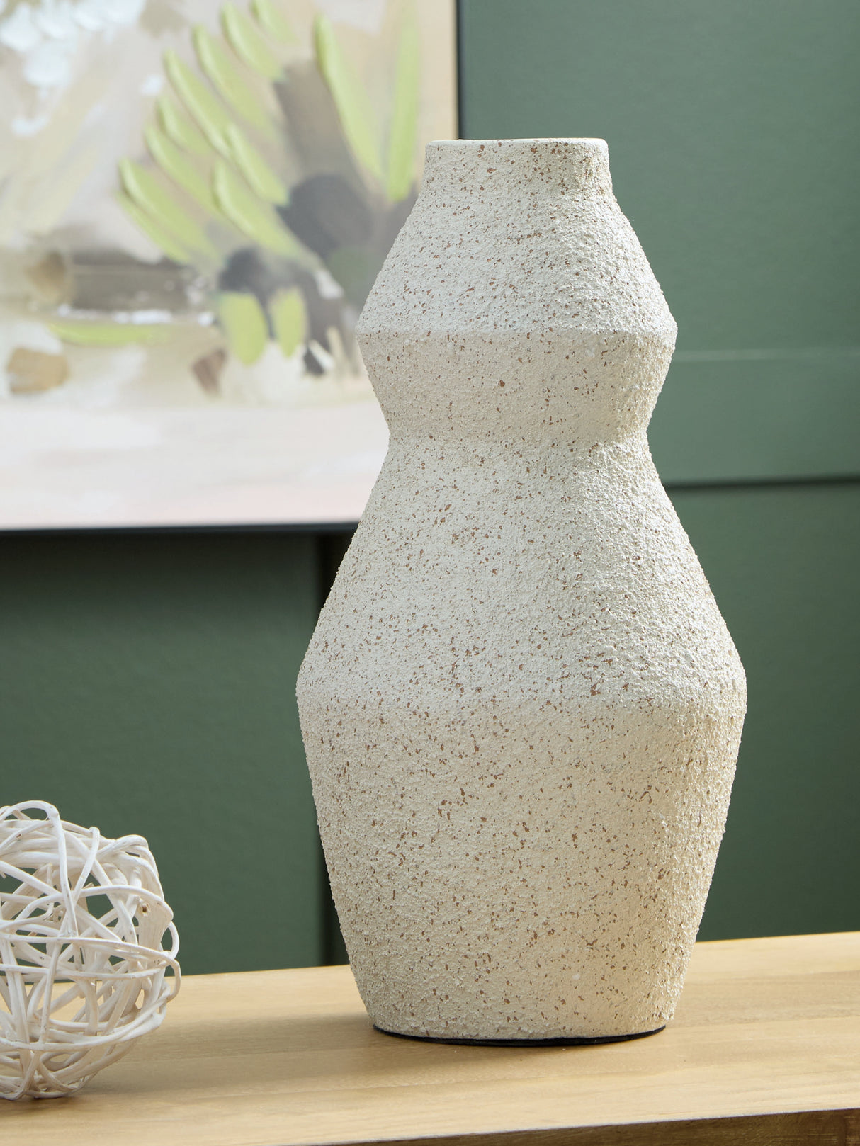 Mega Furniture - Ashley Furniture - Dawthorne Vase - Vase / Cream - A2000850