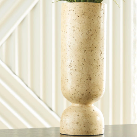 Mega Furniture - Ashley Furniture - Bryons Vase - Vase - A2000917