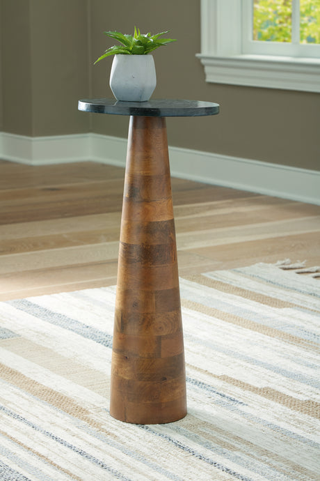 Mega Furniture - Ashley Furniture - Quinndon Accent Table - Accent Table / Brown/Black - A4000633