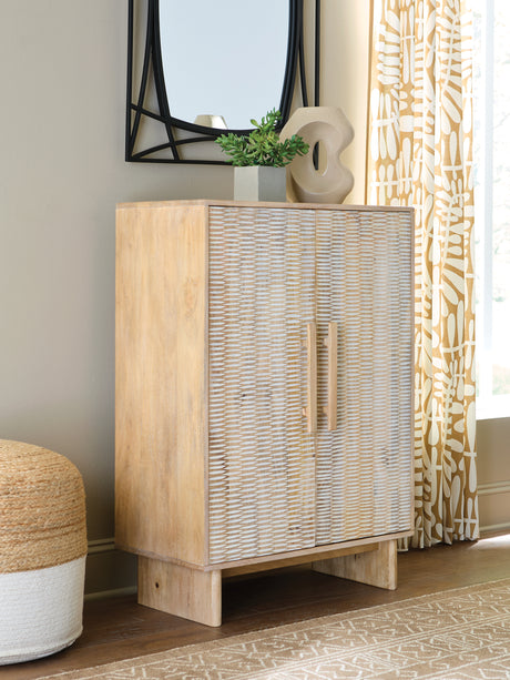 Mega Furniture - Ashley Furniture - Dallinbury Accent Cabinet - Accent Cabinet / Natural/White Wash - A4000696