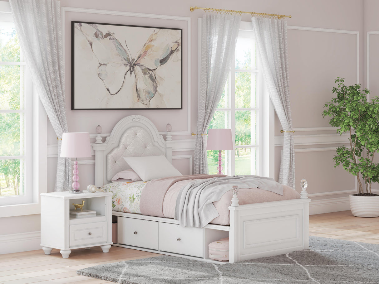 Kozlani Bedroom