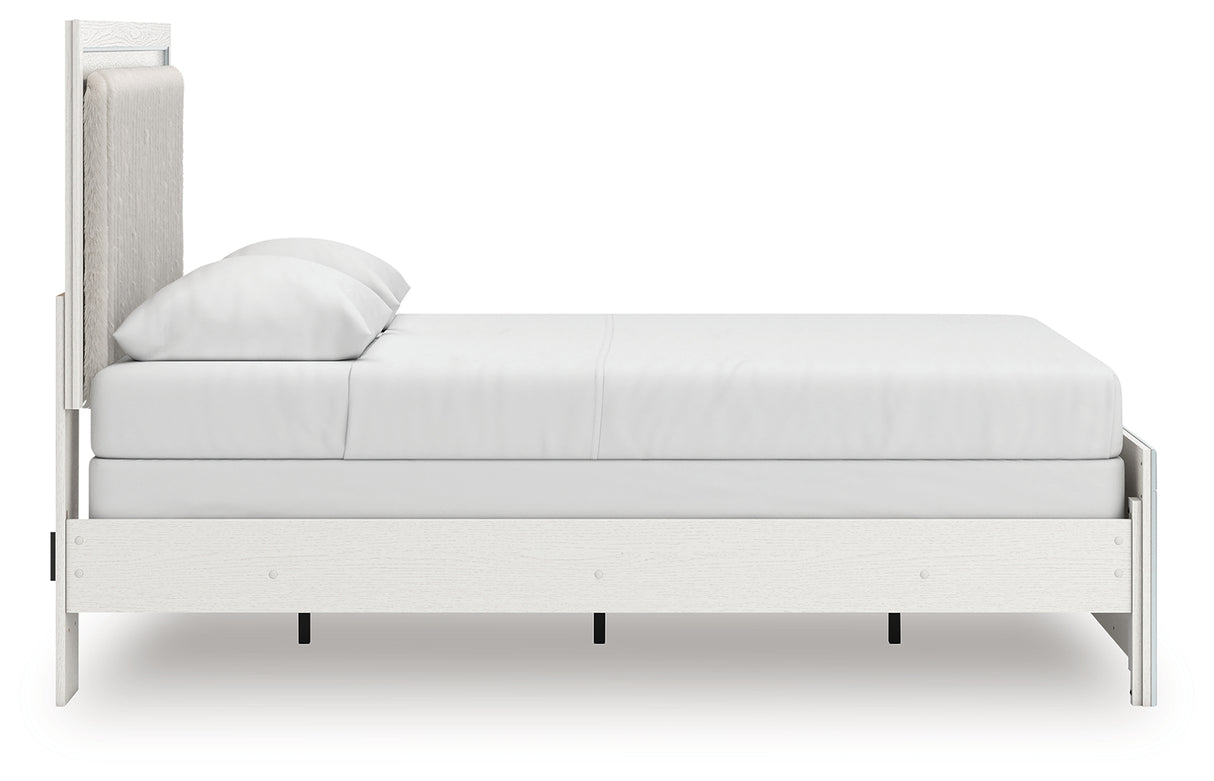 Zuraleus Bedroom