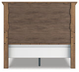 Feddinger Bedroom