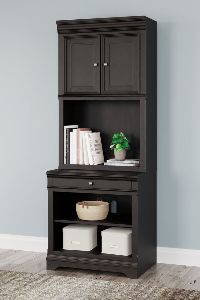 Mega Furniture - Ashley Furniture - Beckincreek Bookcase - Bookcase / Black - H778H7