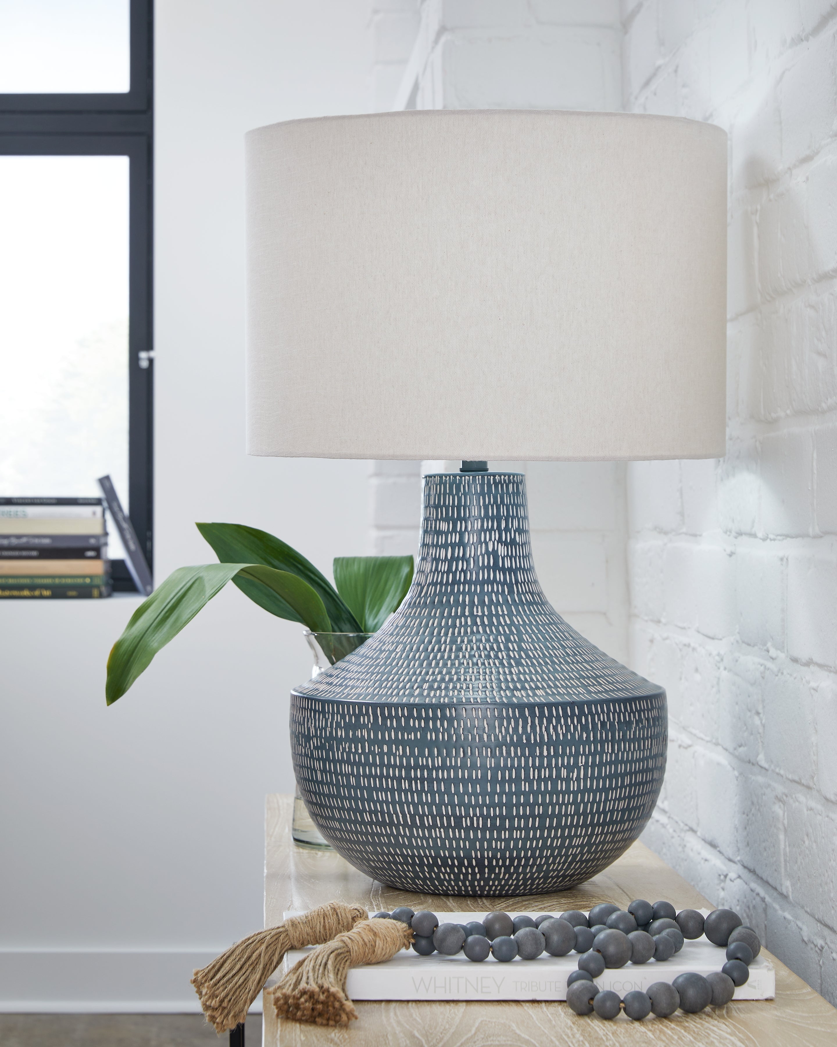 Ashley Furniture Schylarmont Lighting - Thumbnail 4