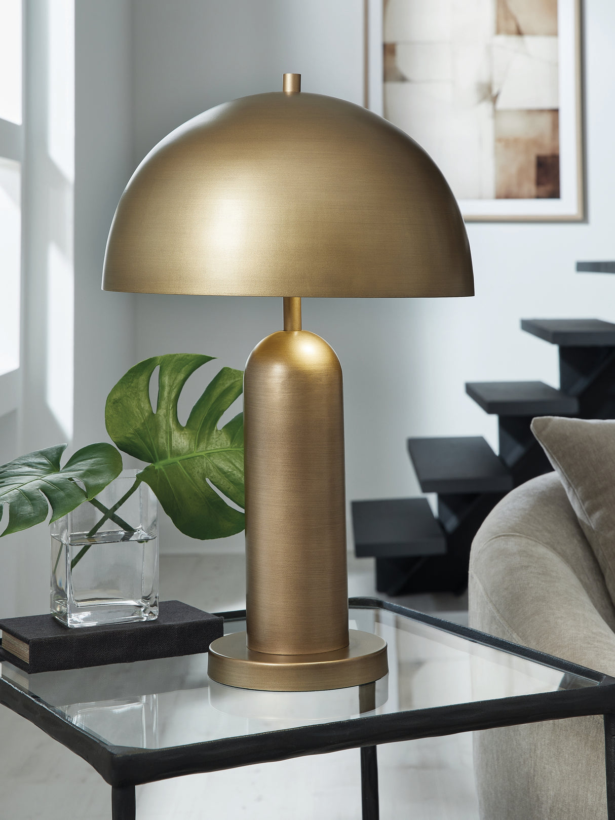 Mega Furniture - Ashley Furniture - Wendfield Lighting - Metal Table Lamp (1/CN) / Antique Gold Finish - L208514