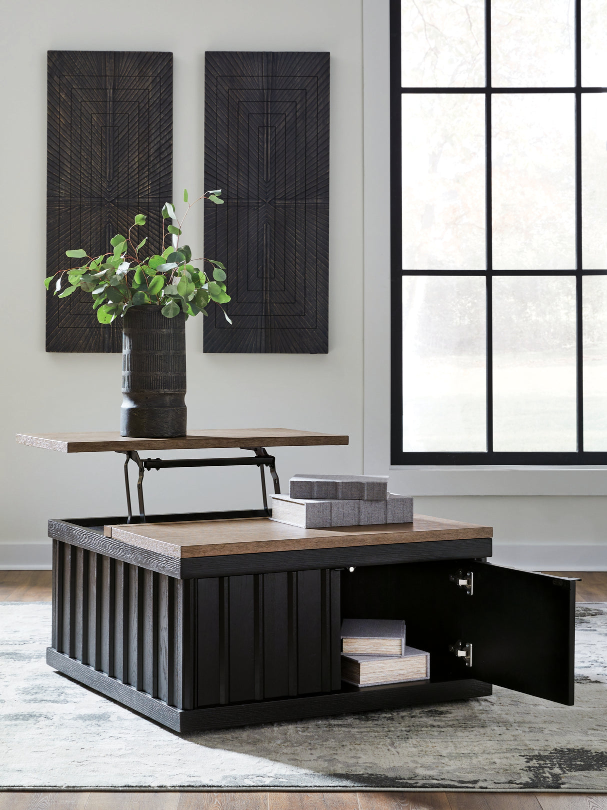 Rylandyn Lift-Top Coffee Table