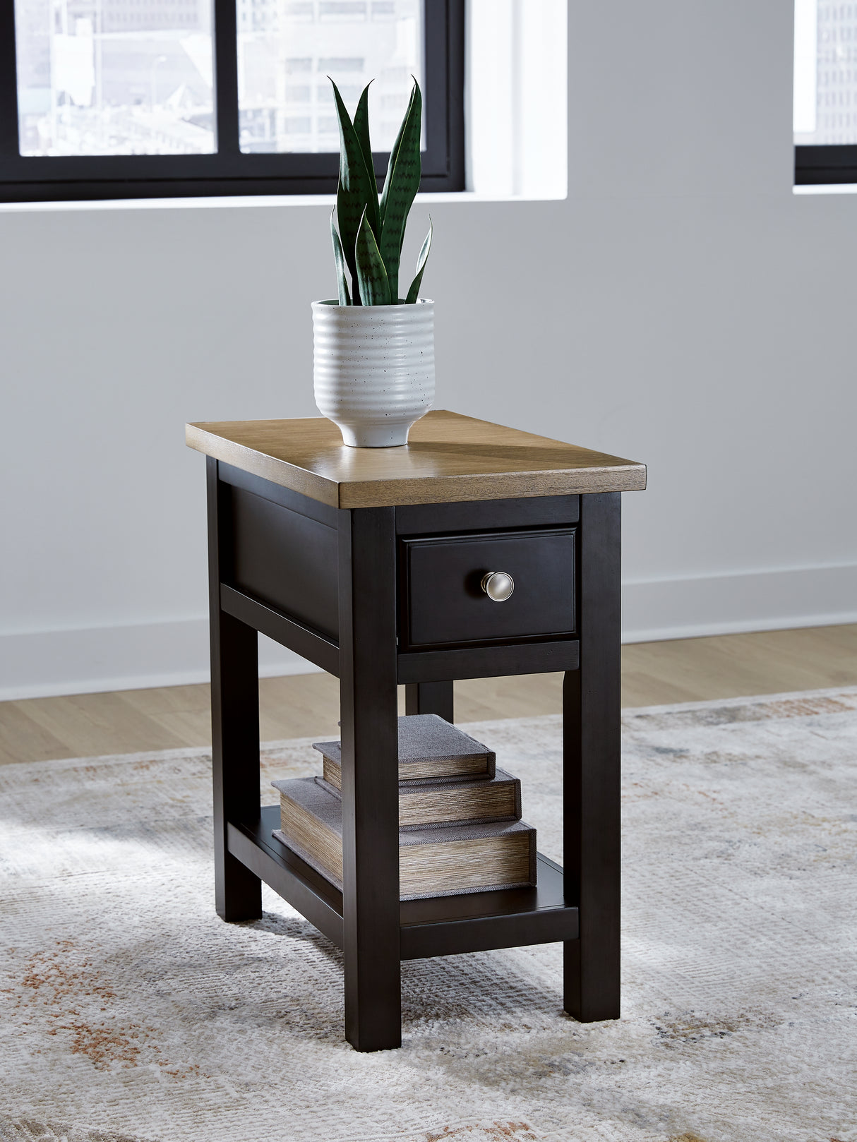 Drazmine Chairside End Table - Brown Drazmine Chairside End Table - Brown